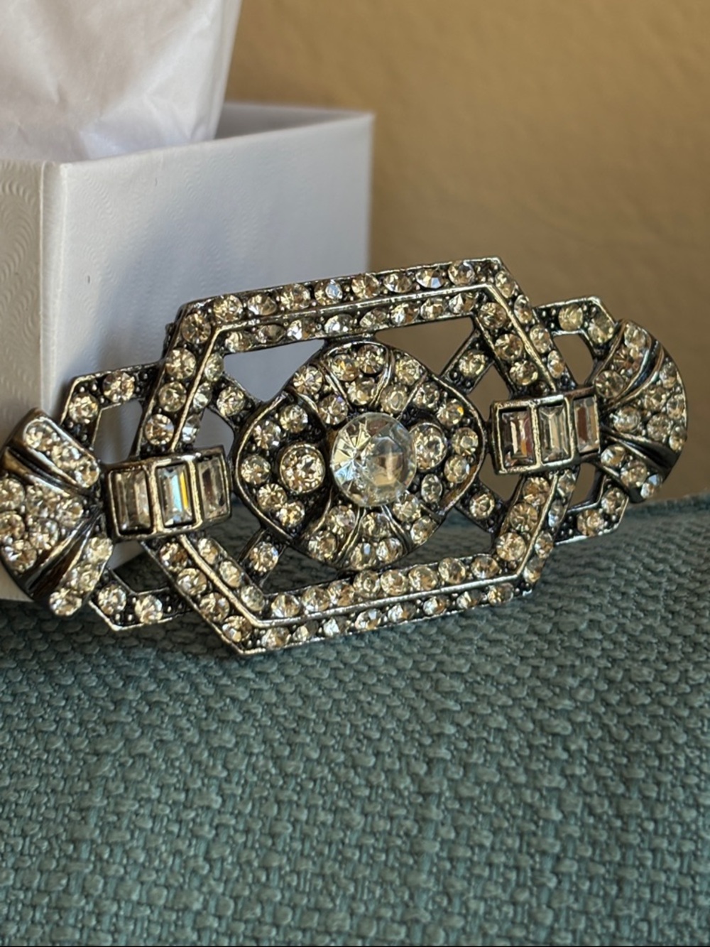 New VINTAGE M.J.Ent Art Deco style Brooch Rhinestone,Never Used,with provenance